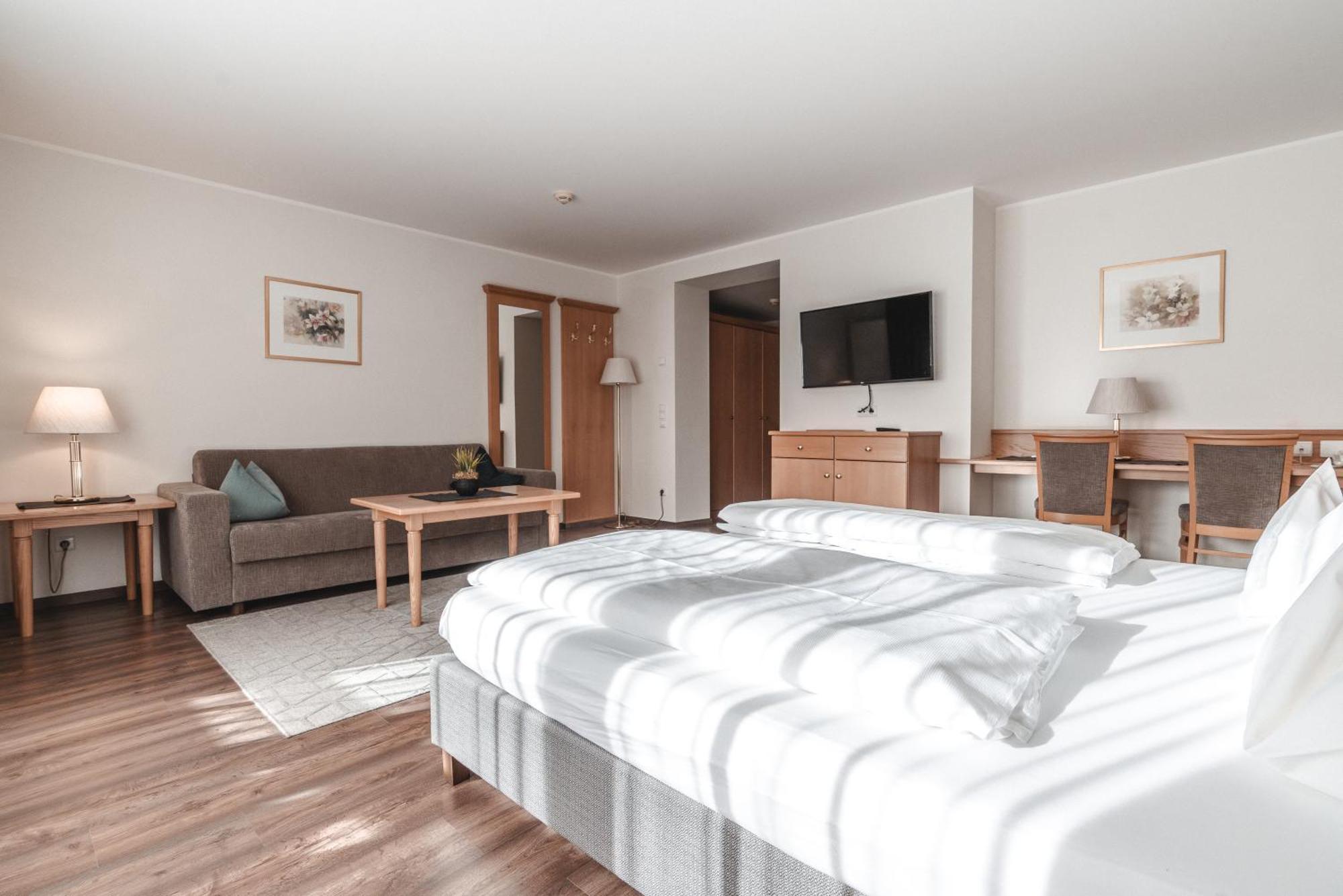Hotel Reischach Brunico Eksteriør billede