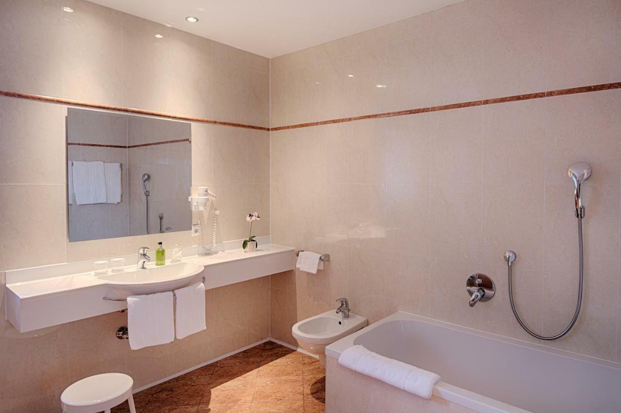 Hotel Reischach Brunico Eksteriør billede