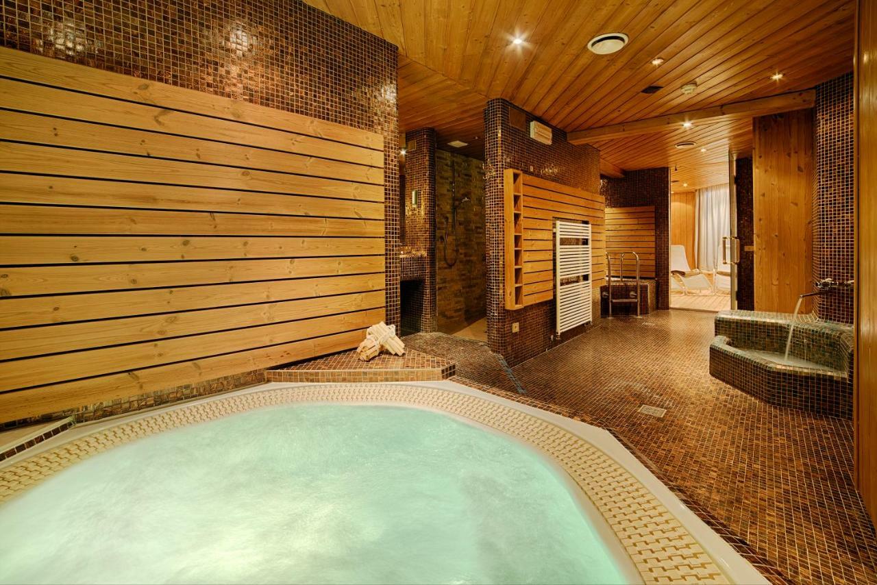 Hotel Reischach Brunico Eksteriør billede